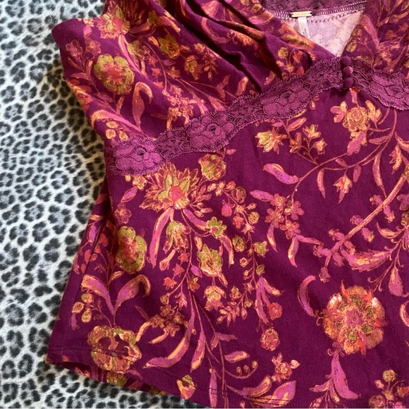 Free People Emory Emery Top in Pink Combo Size Large Floral Cap Sleeve NWT - Picture 9 of 11